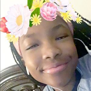 Meet your Posher, Jolie